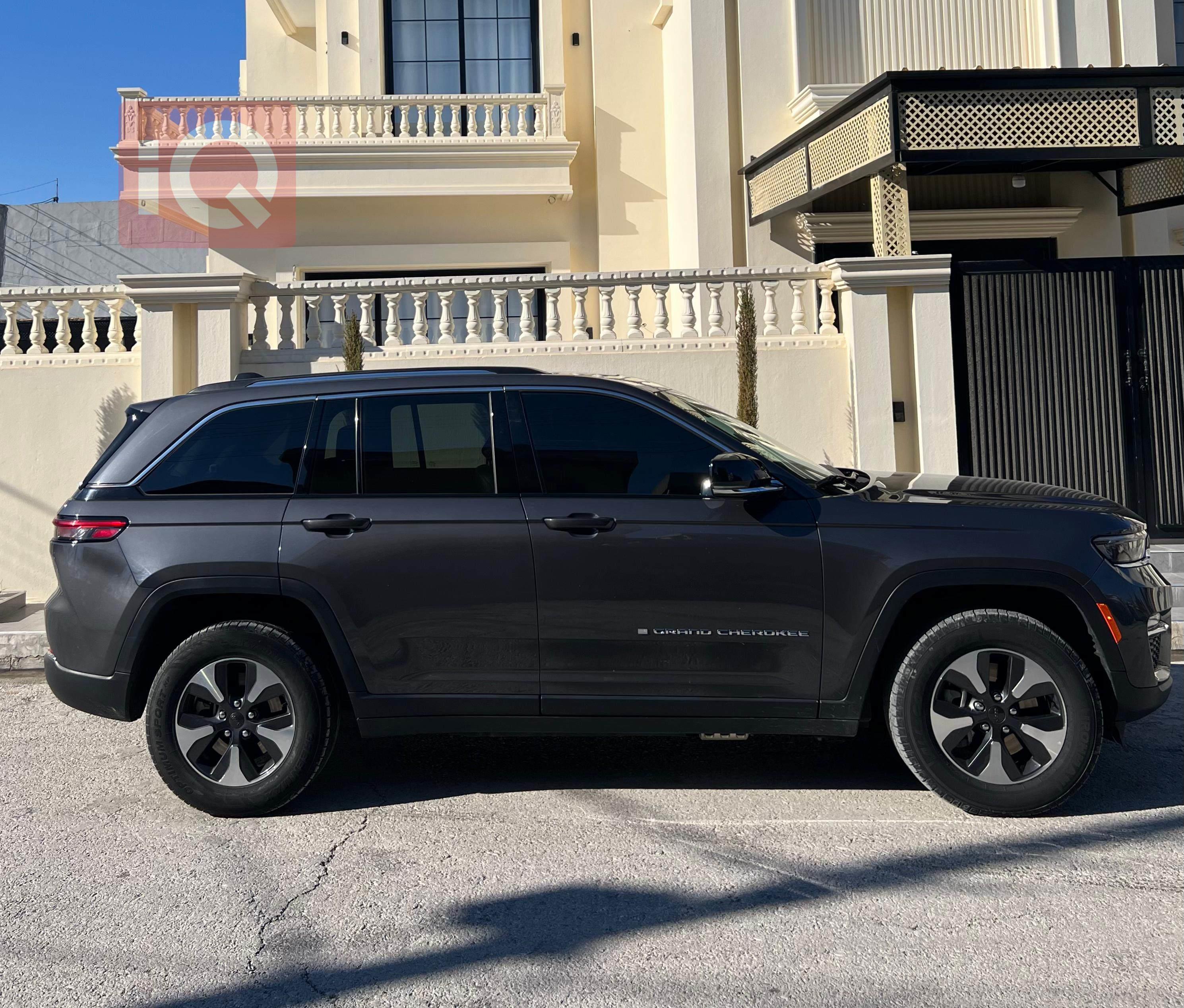 جيب جراند شيروكي